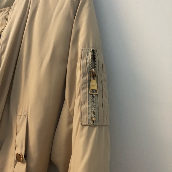 Bomber jacket - Picture 2 of 3